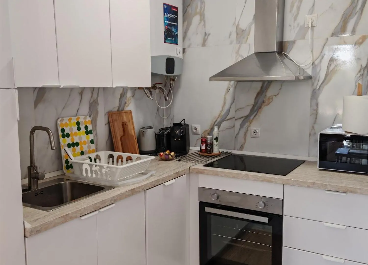 Casa Rosa At Green Parrot Apartments At Carihuela Torremolinos 0*,